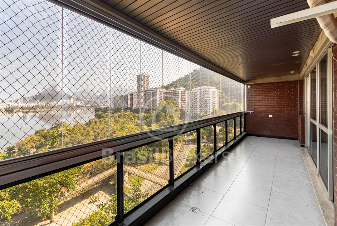 Apartamento · Avenida Epitácio Pessoa · 2015163 · 1
