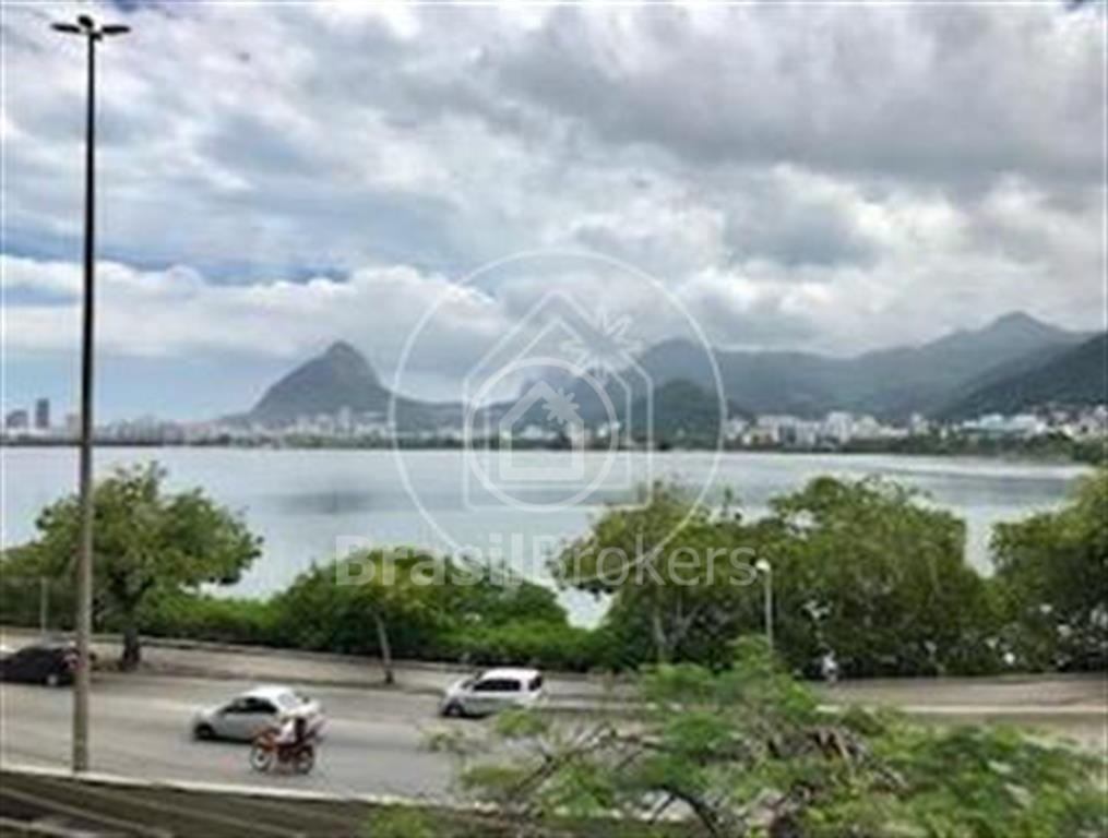 Apartamento · Avenida Epitácio Pessoa · 837594 · 1