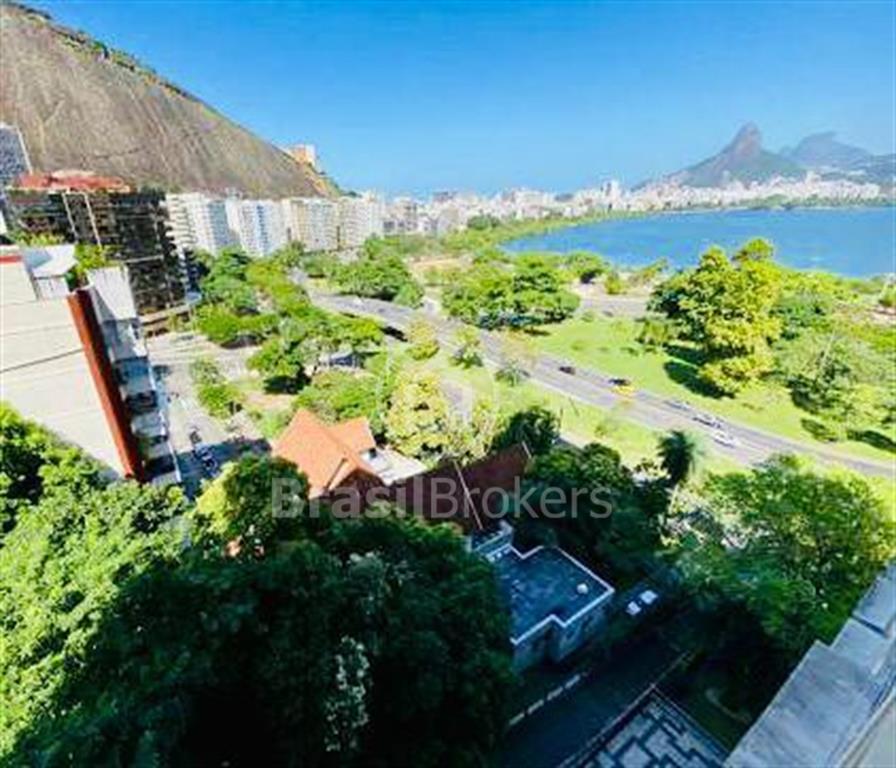 Apartamento · Avenida Epitácio Pessoa · 885082 · 1