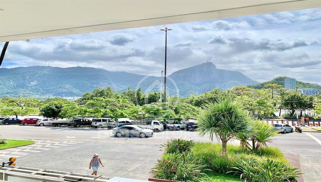 Apartamento · Avenida Epitácio Pessoa · 890617 · 1