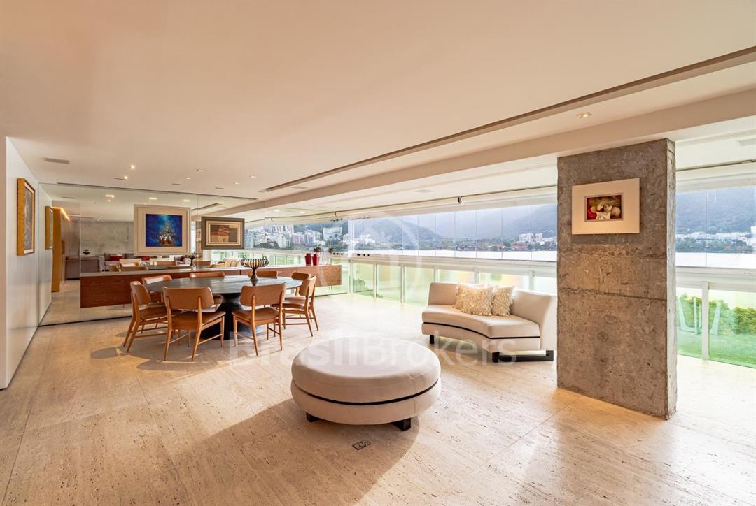 Apartamento · Avenida Epitácio Pessoa · 1011196 · 1