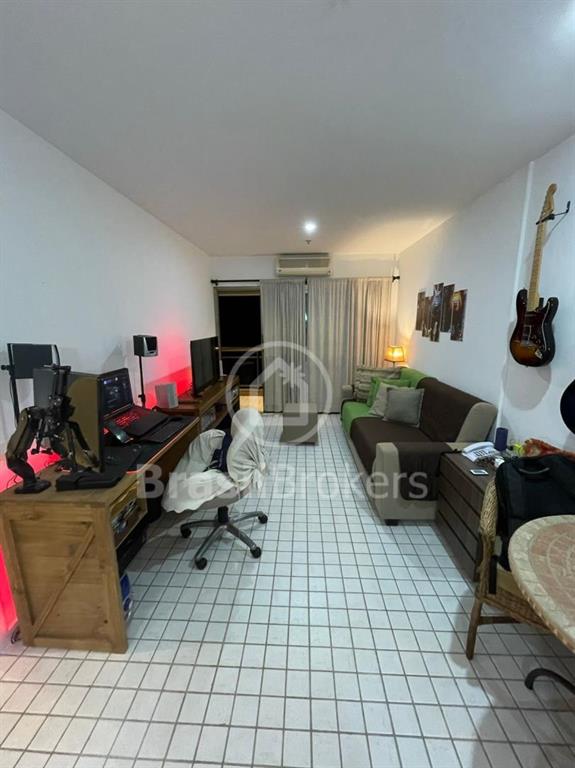 Apartamento · Avenida Epitácio Pessoa · 1019910 · 1